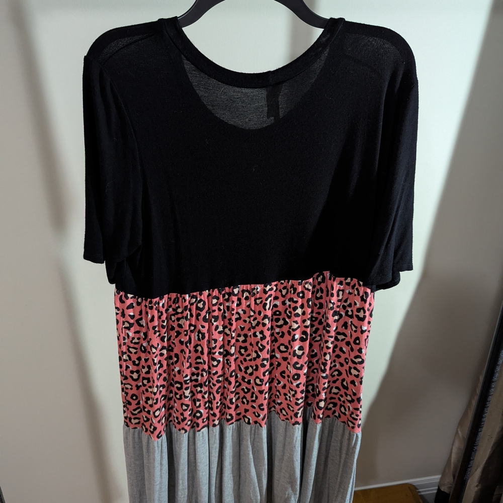 MOA Collection Black Leopard Print  Women's Dress Size 2XL